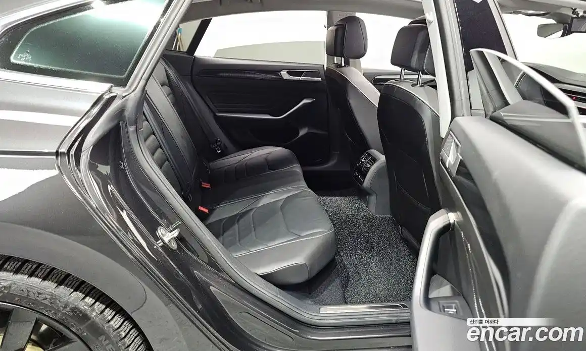 Volkswagen Arteon 2022 2.0 Автомат в Москве № 214952, фото 20