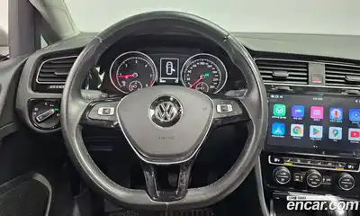 Volkswagen Golf 2016 2.0 Автомат в Москве № 215199, миниатюра 12
