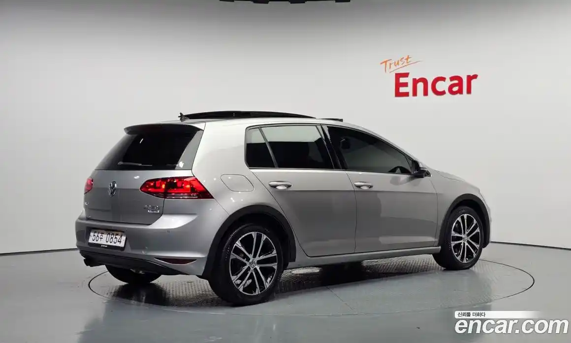 Volkswagen Golf 2016 2.0 Автомат в Москве № 215199, фото 14