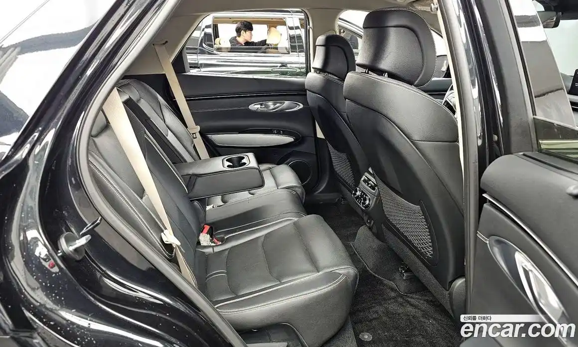 Genesis GV70 2022 0.1 Автомат в Москве № 22011, фото 15