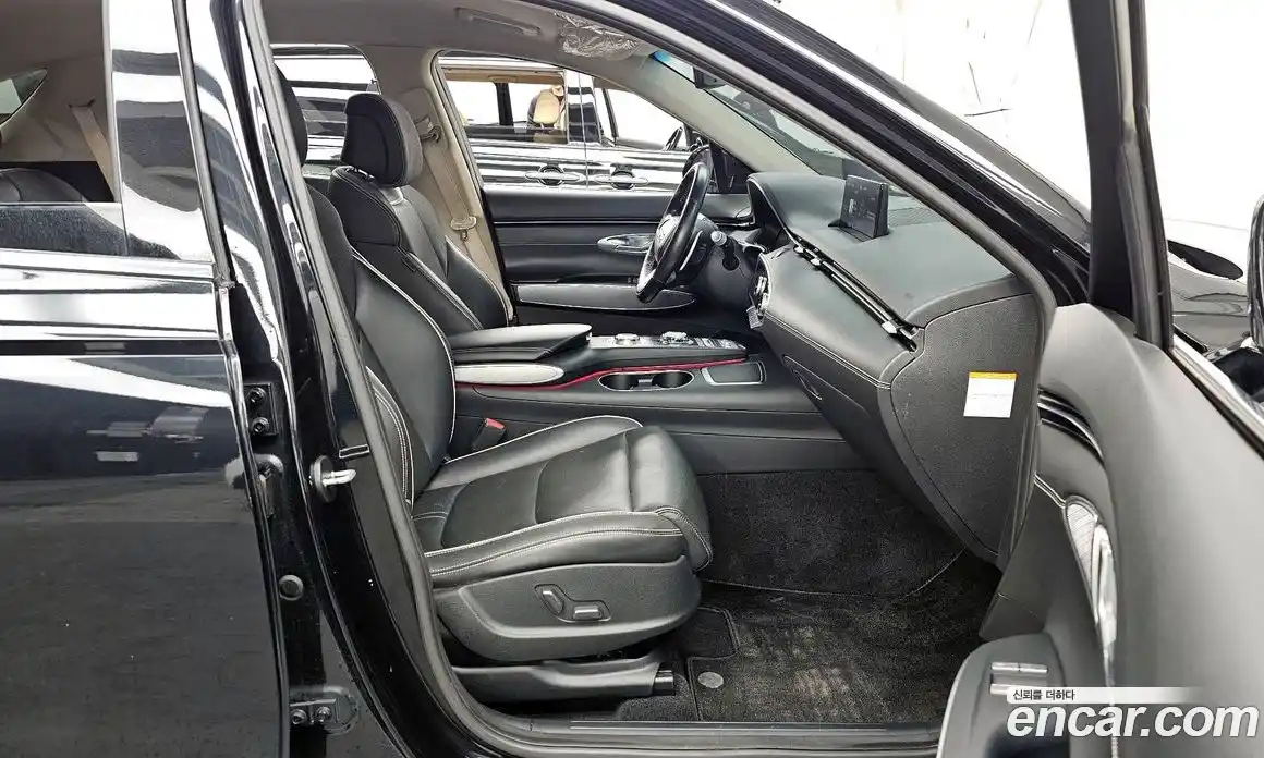 Genesis GV70 2022 0.1 Автомат в Москве № 22011, фото 18