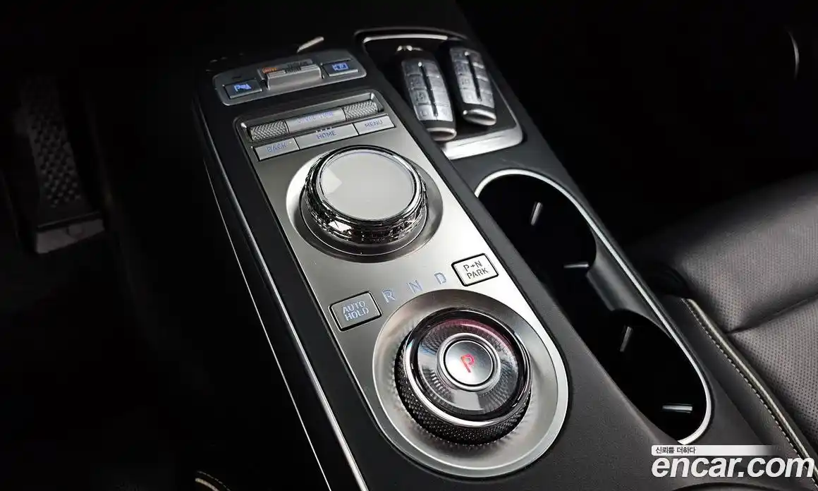 Genesis GV70 2022 0.1 Автомат в Москве № 22011, фото 20