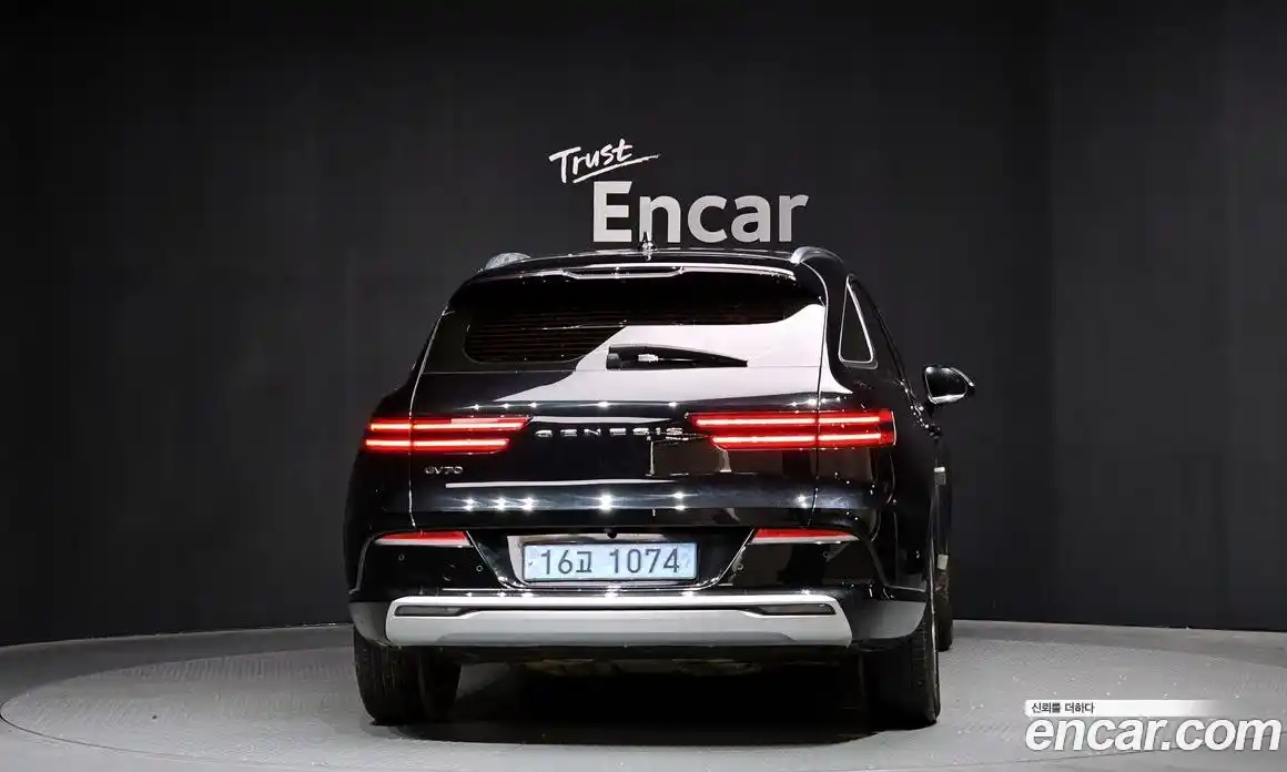 Genesis GV70 2022 0.1 Автомат в Москве № 22011, фото 9