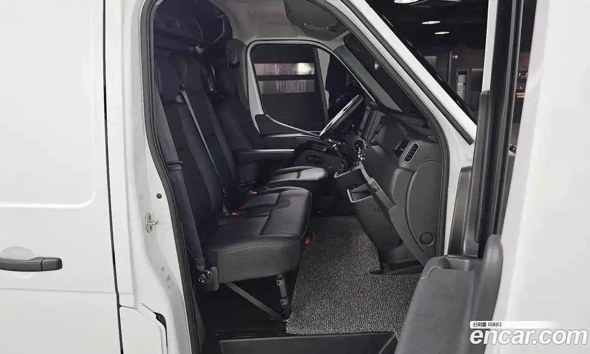 Renault Master 2024 2.3 Механическая в Москве № 220860, фото 11