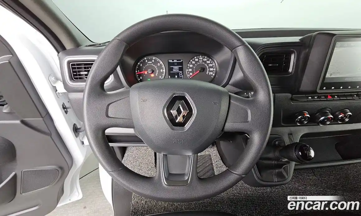 Renault Master 2024 2.3 Механическая в Москве № 220860, фото 13
