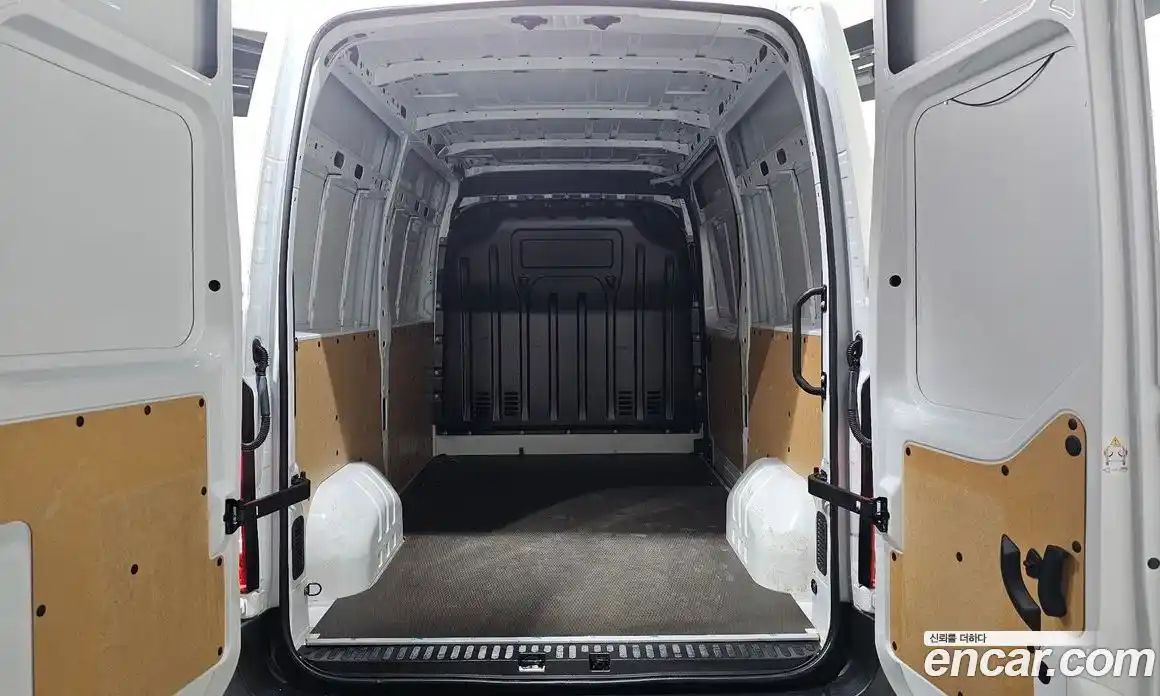 Renault Master 2024 2.3 Механическая в Москве № 220860, фото 20