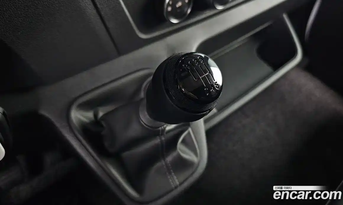 Renault Master 2024 2.3 Механическая в Москве № 220860, фото 9