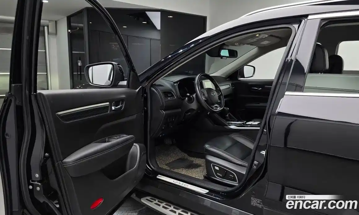 Renault QM6 2023 2.0 Автомат в Москве № 222715, фото 18