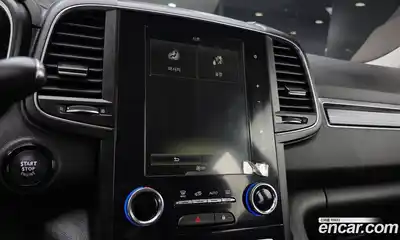 Renault QM6 2023 2.0 Автомат в Москве № 222715, миниатюра 9