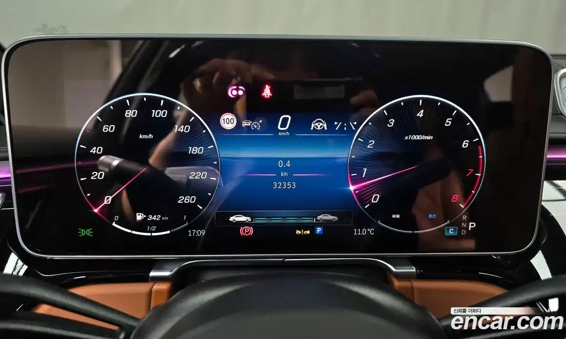 Mercedes-Benz S-Class 2024 4.0 Автомат в Москве № 224412, фото 9