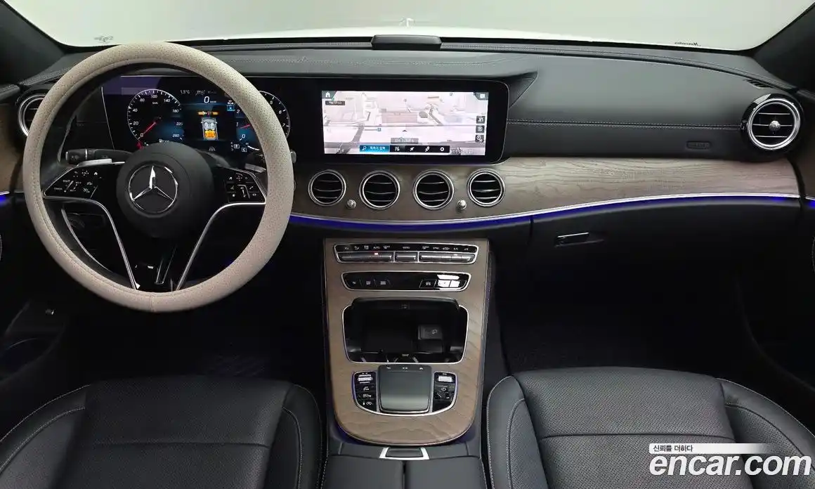 Mercedes-Benz E-Class 2022 2.0 Автомат в Москве № 224657, фото 11