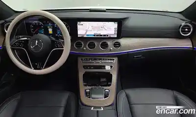 Mercedes-Benz E-Class 2022 2.0 Автомат в Москве № 224657, миниатюра 11