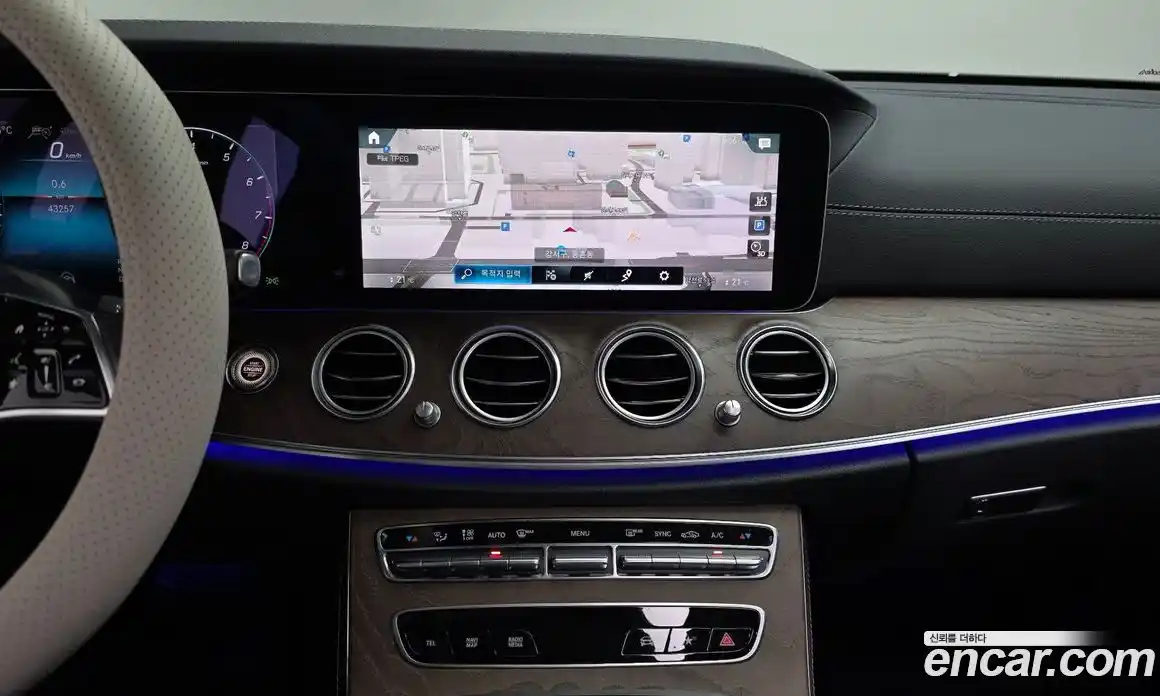 Mercedes-Benz E-Class 2022 2.0 Автомат в Москве № 224657, фото 18