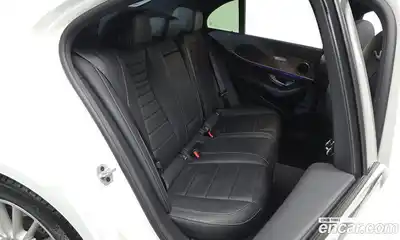 Mercedes-Benz E-Class 2022 2.0 Автомат в Москве № 224657, миниатюра 6