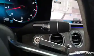 Mercedes-Benz E-Class 2022 2.0 Автомат в Москве № 224657, миниатюра 9