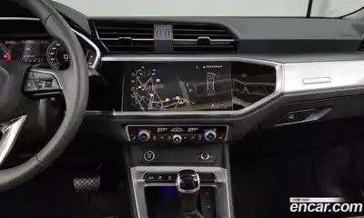 Audi Q3 2025 2.0 Автомат в Москве № 229004, миниатюра 3