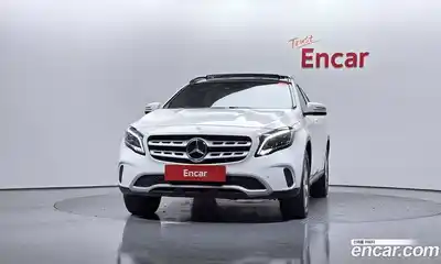 Mercedes-Benz GLA-Class 2018 2.0 Автомат в Москве № 229645, миниатюра 11
