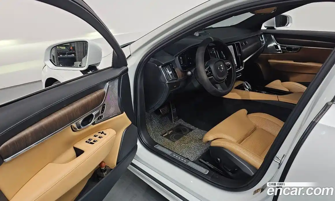 Volvo S90 2023 2.0 Автомат в Москве № 230399, фото 18