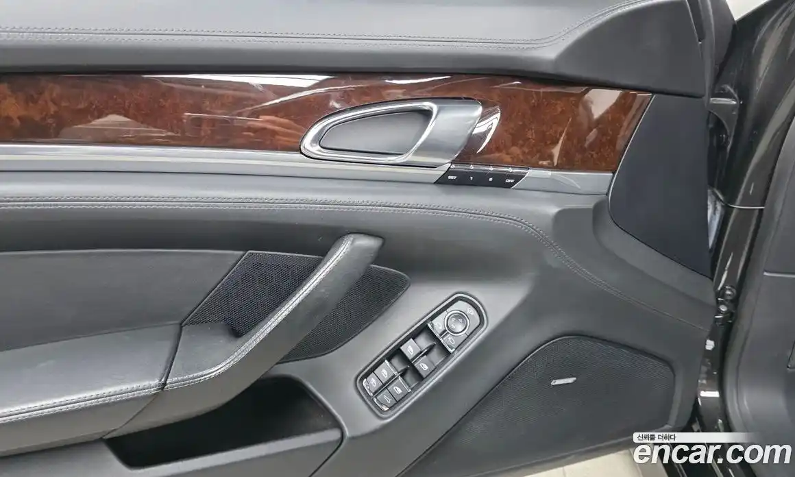 Porsche Panamera 2010 4.8 Автомат в Москве № 231005, фото 13