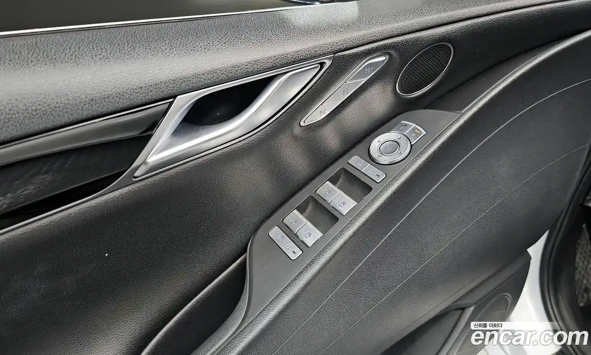 Genesis G80 2021 2.5 Автомат в Москве № 23566, фото 20