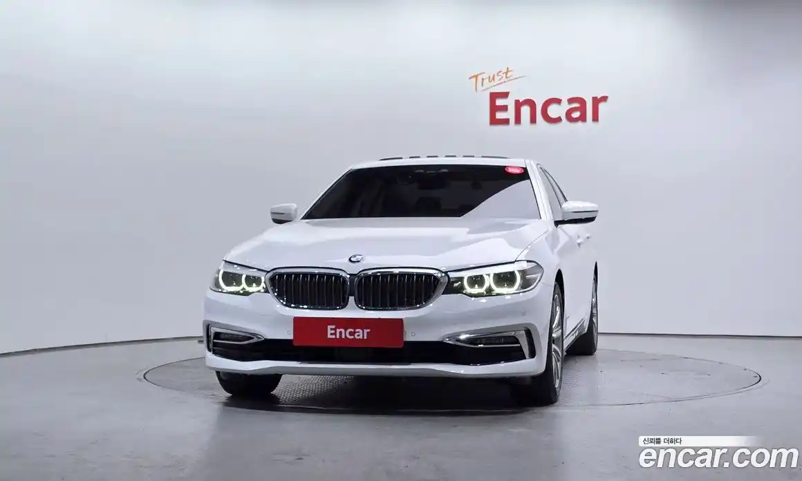 BMW 5-Series 2019 2.0 Автомат в Москве № 236413, фото 1