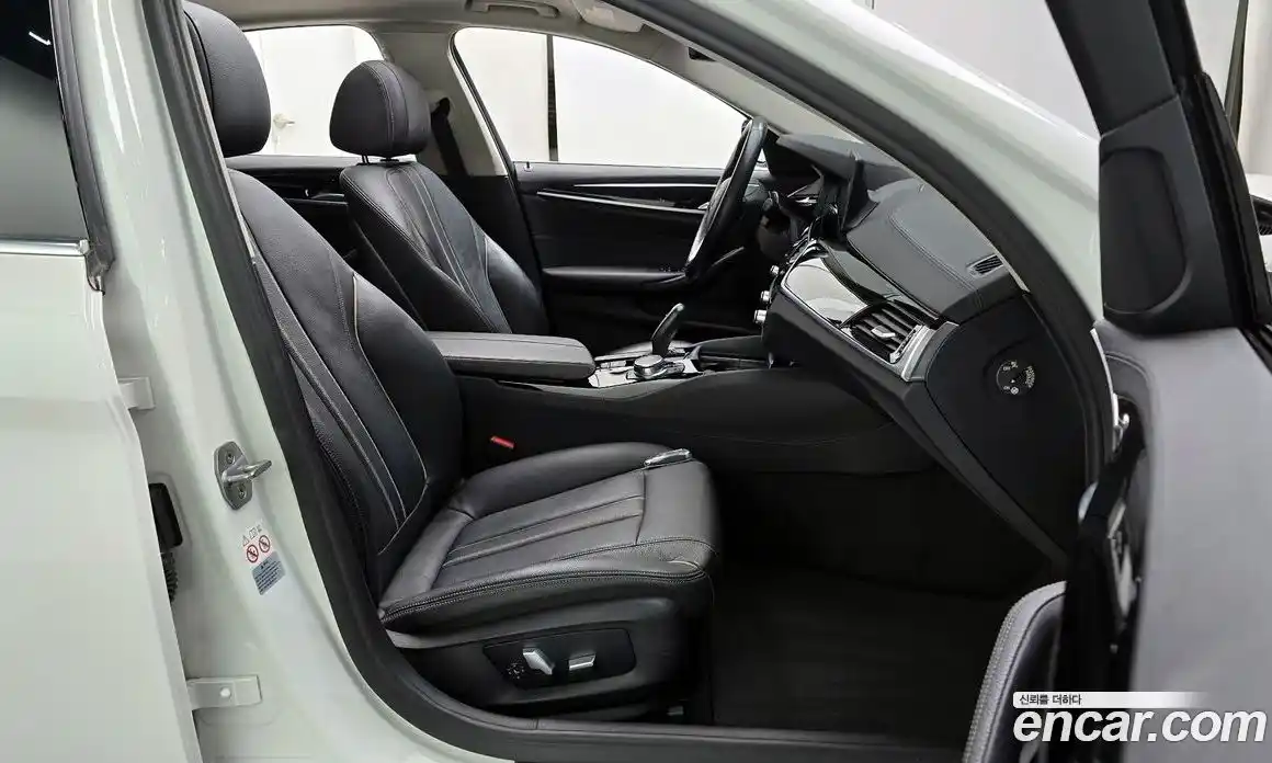 BMW 5-Series 2019 2.0 Автомат в Москве № 236413, фото 14