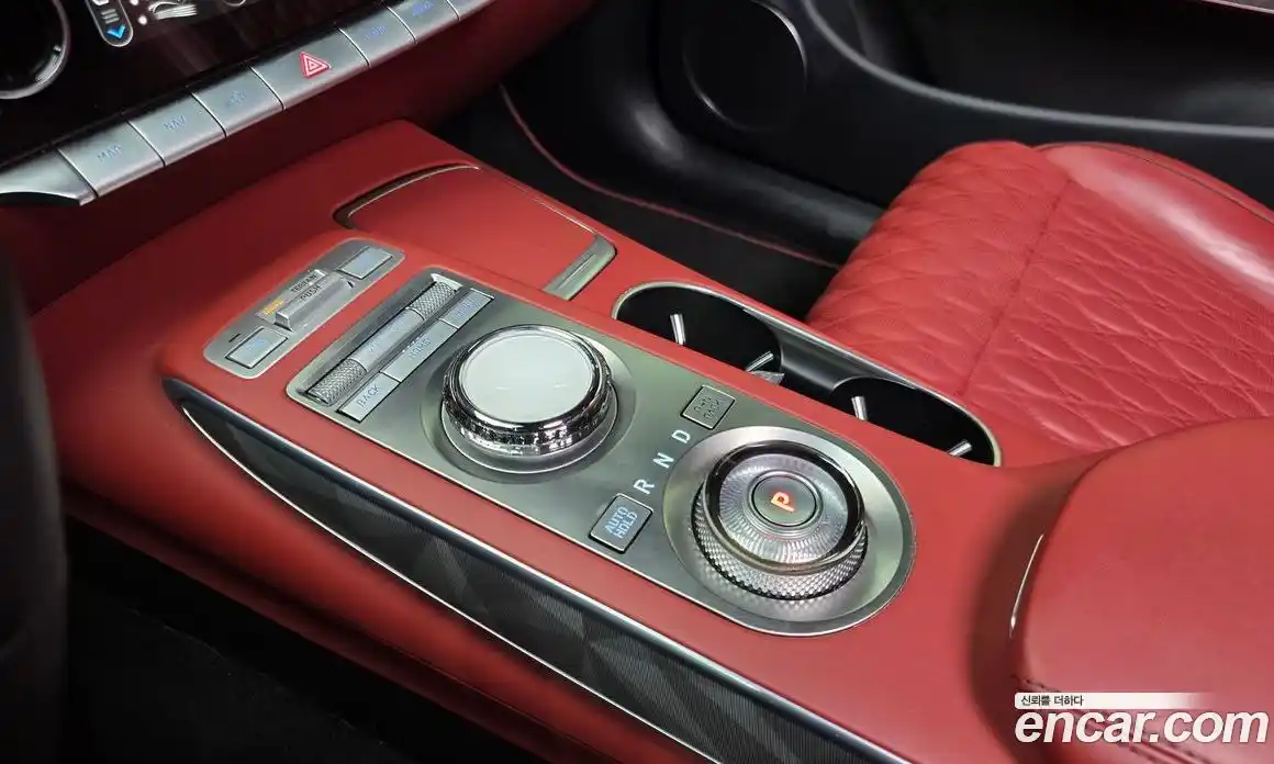 Genesis GV70 2023 3.5 Автомат в Москве № 25475, фото 20