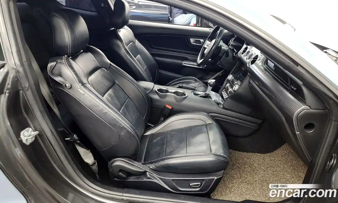 Ford Mustang 2019 2.3 Автомат в Москве № 255625, фото 11