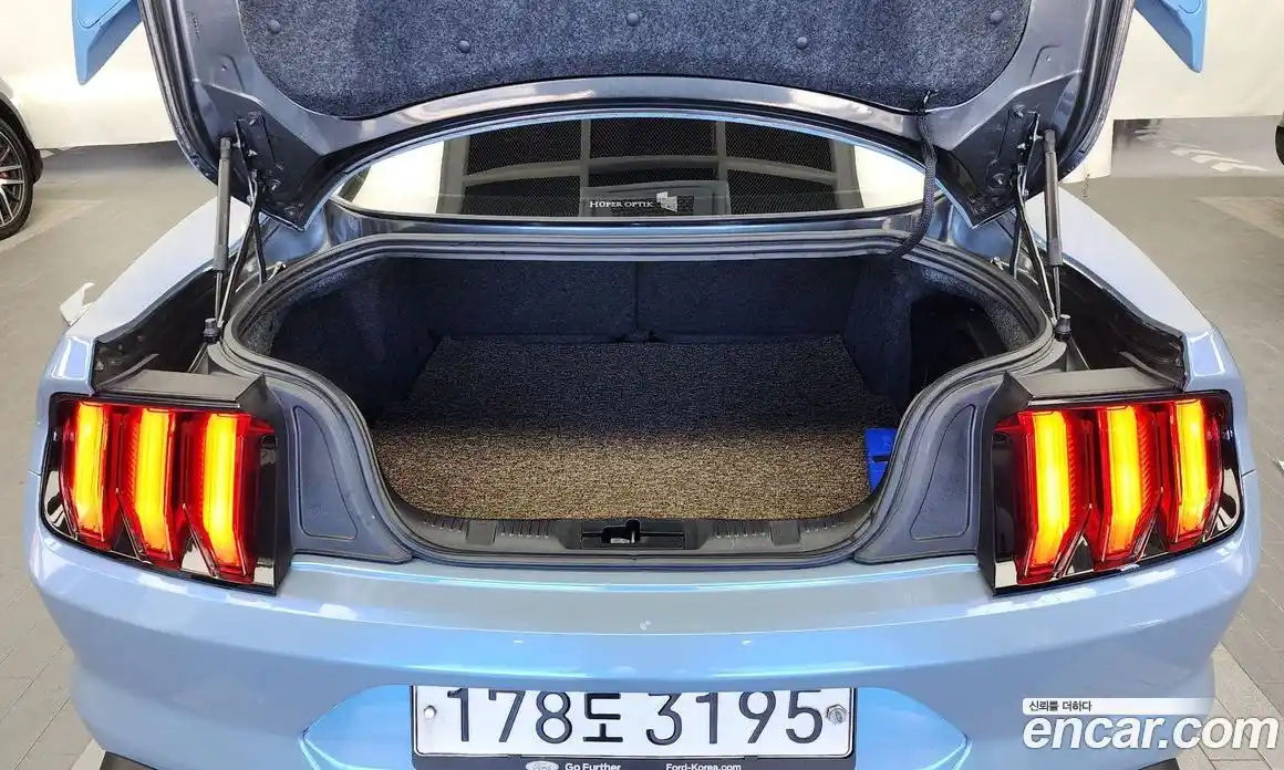 Ford Mustang 2019 2.3 Автомат в Москве № 255625, фото 20