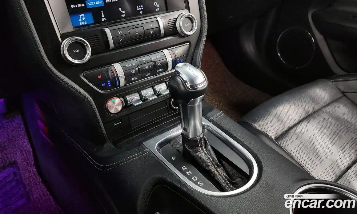 Ford Mustang 2019 2.3 Автомат в Москве № 255625, фото 9