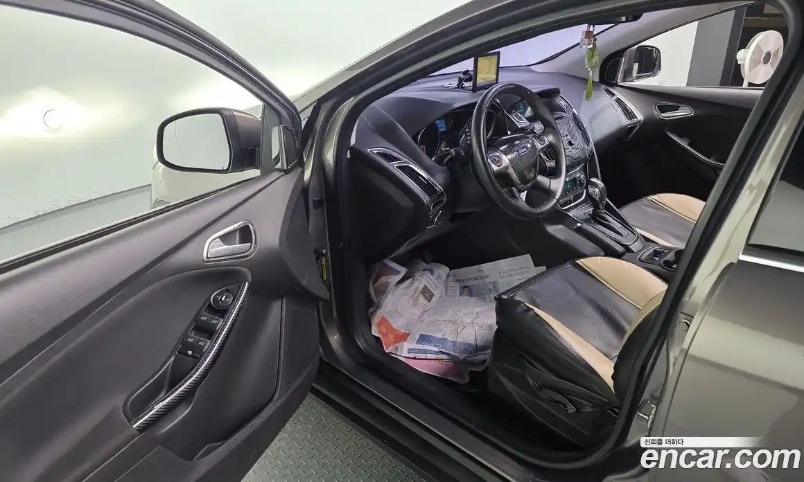 Ford Focus 2014 2.0 Автомат в Москве № 255713, фото 13