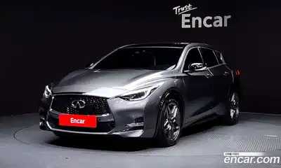 Infiniti Q30, 2019