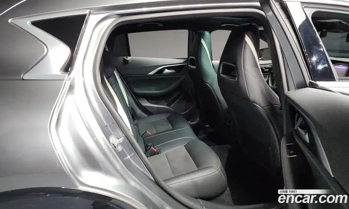 Infiniti Q30 2019 2.0 Автомат в Москве № 266959, фото 12