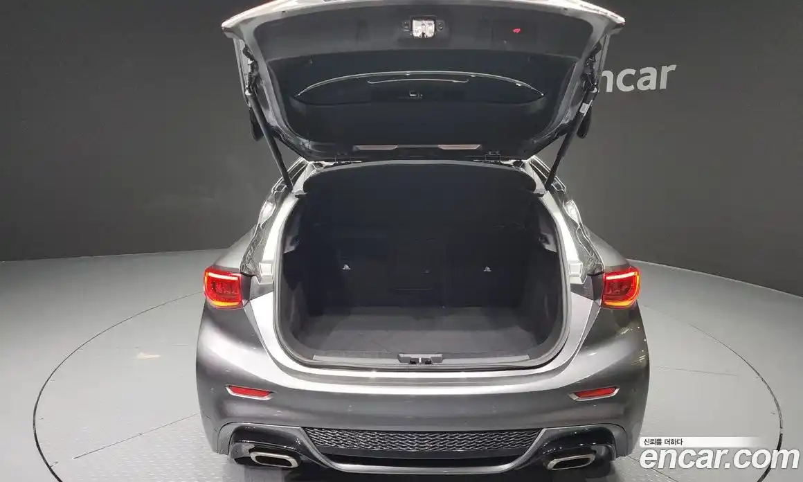 Infiniti Q30 2019 2.0 Автомат в Москве № 266959, фото 20