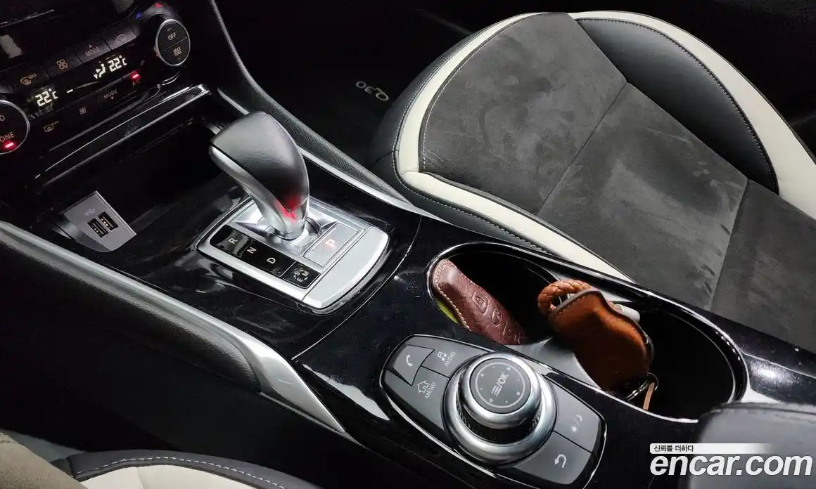 Infiniti Q30 2019 2.0 Автомат в Москве № 266959, фото 9