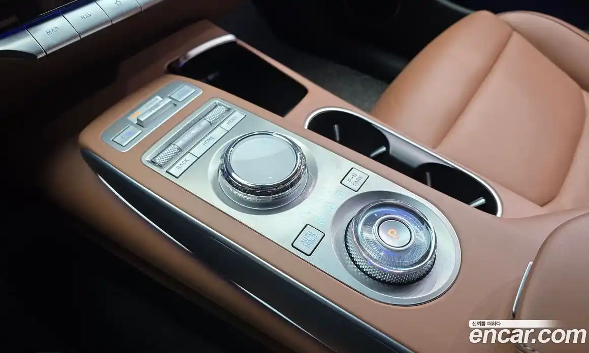 Genesis GV70 2023 2.5 Автомат в Москве № 27315, фото 7