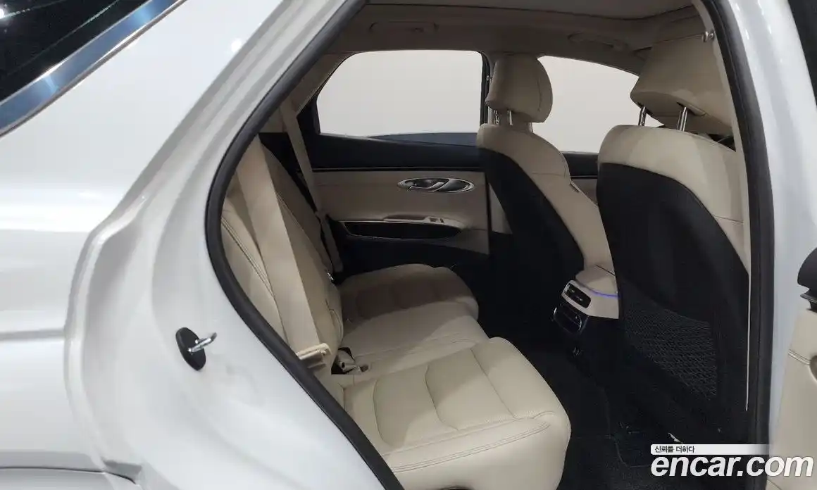 Genesis GV70 2021 2.2 Автомат в Москве № 27743, фото 12