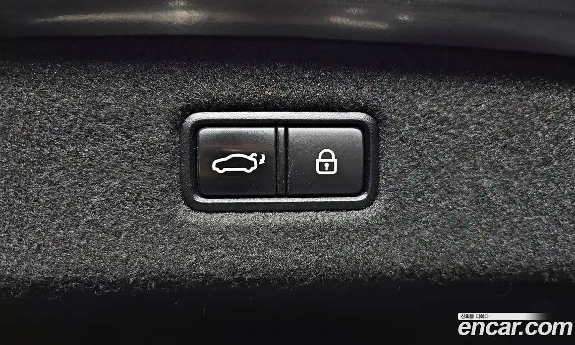 Genesis EQ900 2016 5.0 Автомат в Москве № 27998, фото 13