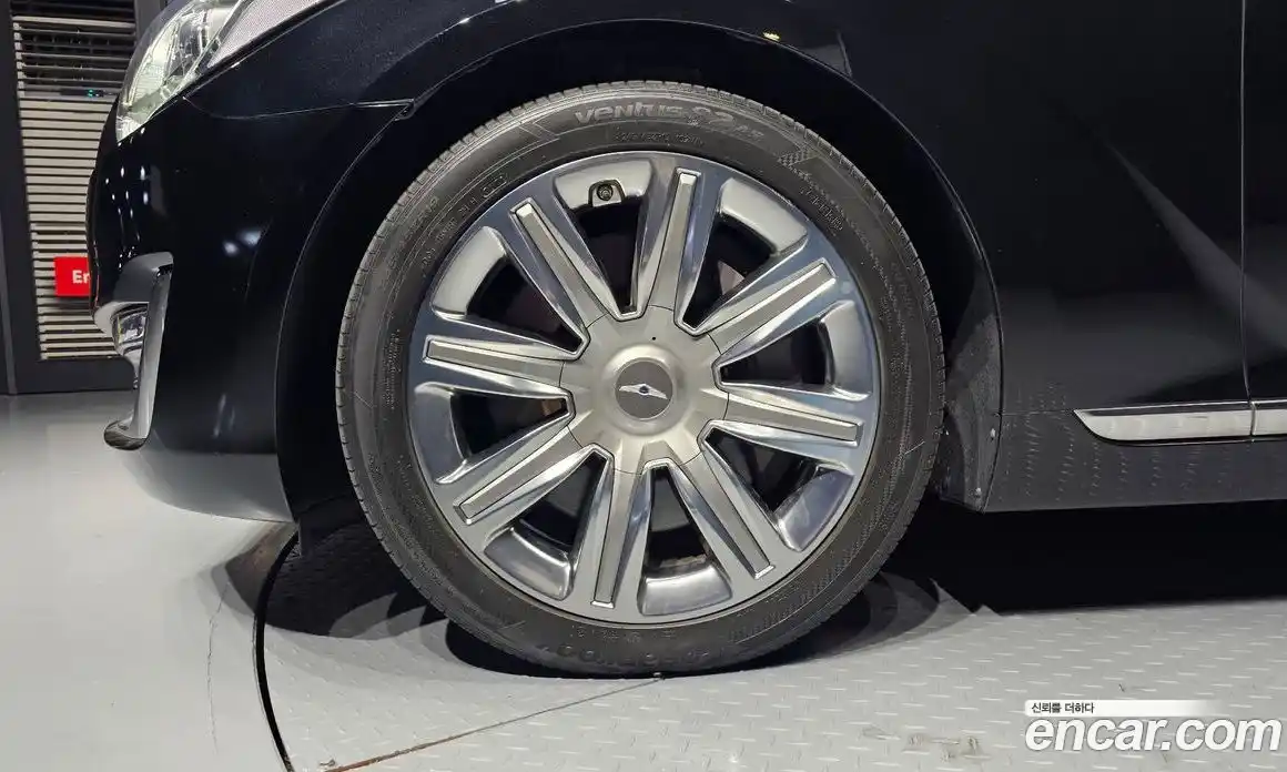 Genesis EQ900 2016 5.0 Автомат в Москве № 27998, фото 17