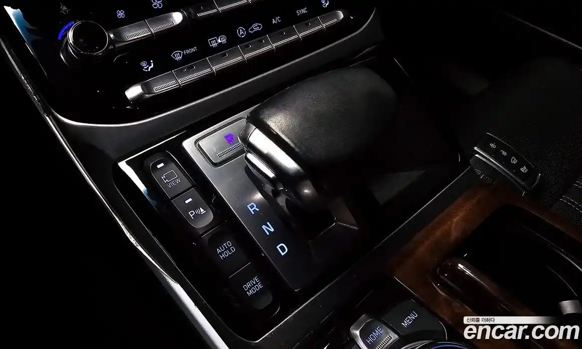 Genesis EQ900 2016 5.0 Автомат в Москве № 27998, фото 3