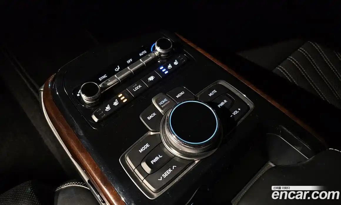 Genesis EQ900 2016 5.0 Автомат в Москве № 27998, фото 7