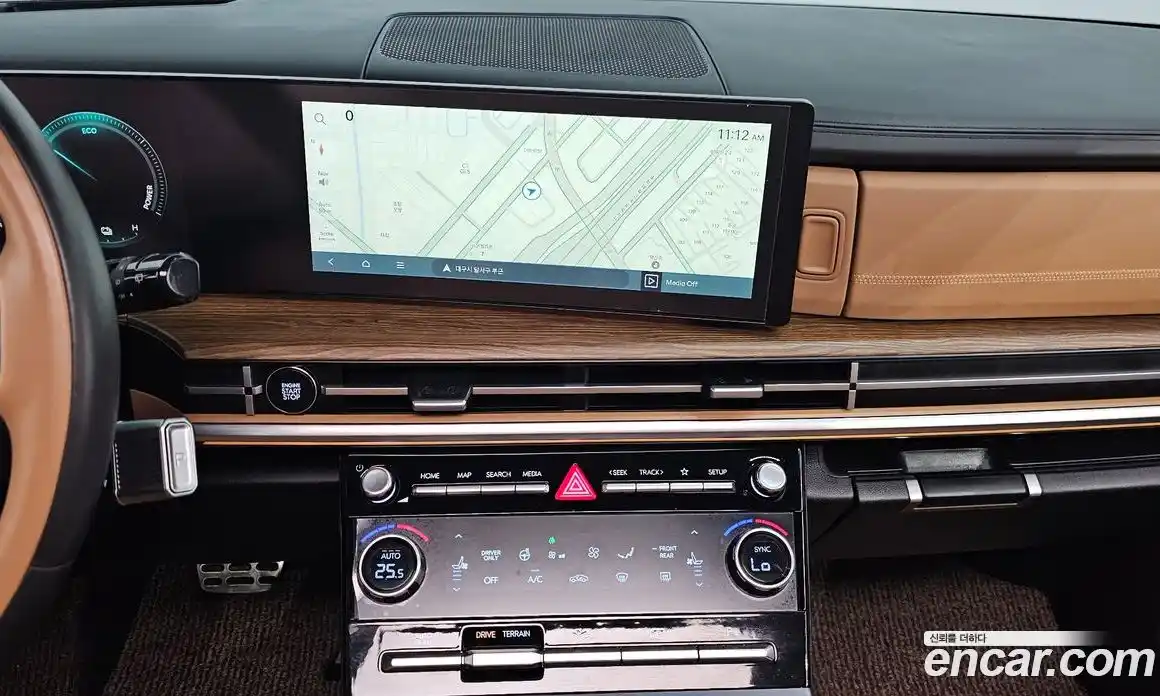 Hyundai Santa Fe 2024 1.6 Автомат в Москве № 2815, фото 14