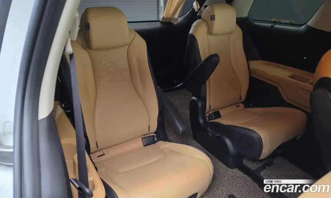 Kia Canival 2023 3.5 Автомат в Москве № 287770, фото 16