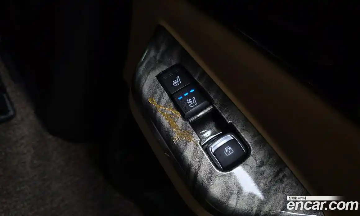 Kia Canival 2023 3.5 Автомат в Москве № 287770, фото 10