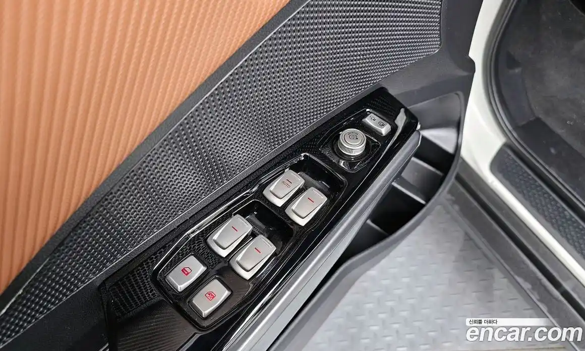 SsangYong TIBOLI 2018 1.6 Автомат в Москве № 28997, фото 17