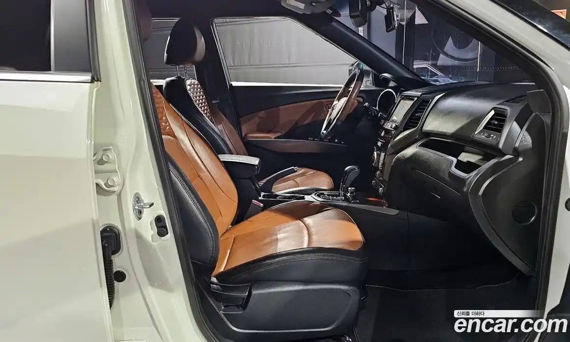 SsangYong TIBOLI 2018 1.6 Автомат в Москве № 28997, фото 19