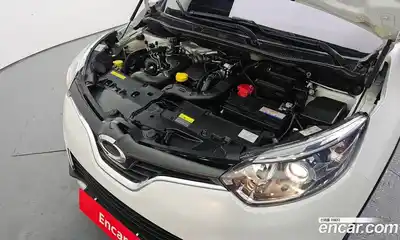 Renault QM3 2017 1.5 Автомат в Москве № 299211, миниатюра 2