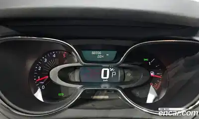 Renault QM3 2017 1.5 Автомат в Москве № 299211, миниатюра 9