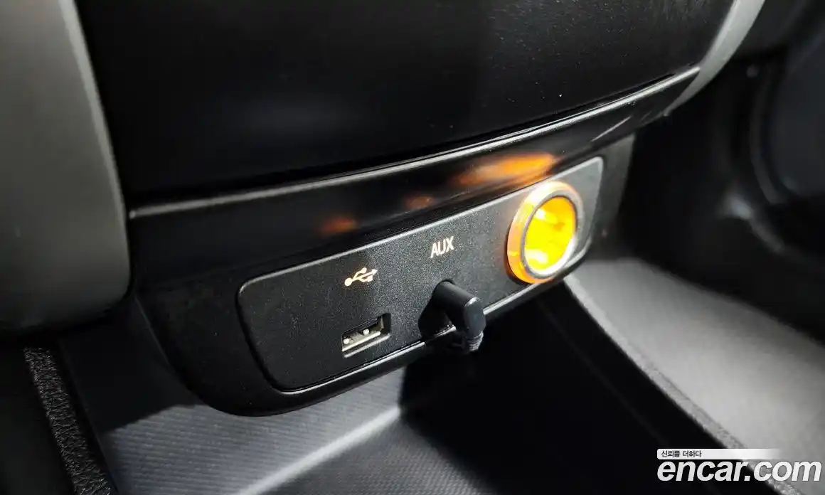 SsangYong Korando 2012 2.0 Механическая в Москве № 30104, фото 19