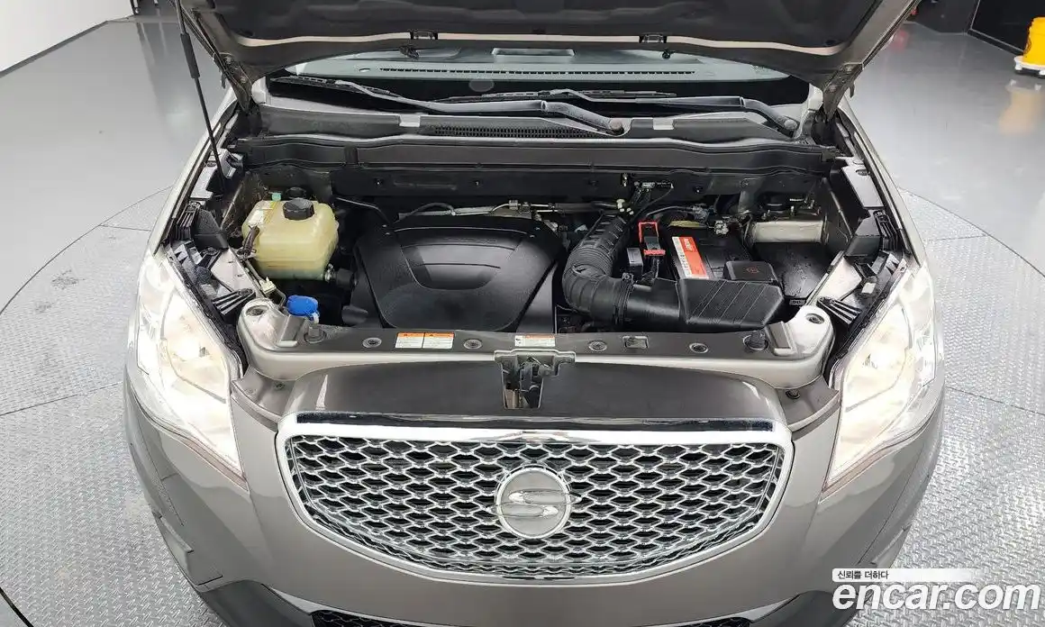 SsangYong Korando 2012 2.0 Механическая в Москве № 30104, фото 2